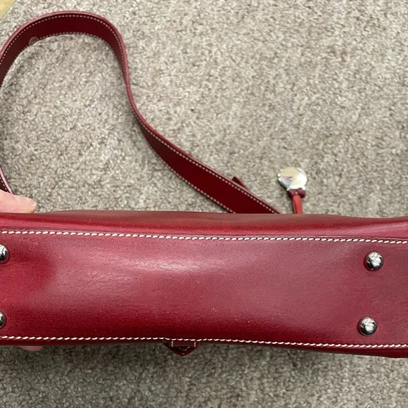 😍SOLD😍 Rare vintage Dooney & Burke shoulder bag - Picture 8 of 16